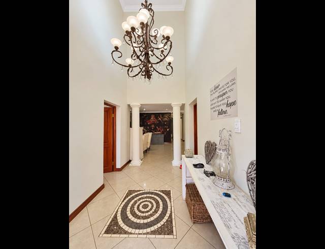 3 BEDROOM HOUSE FOR SALE IN VANDERBIJLPARK SE 8